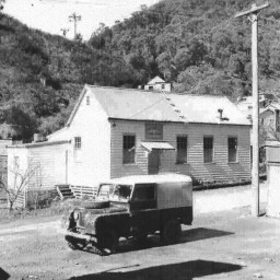 Bob Romanes, Teacher A1 Mine Settlement